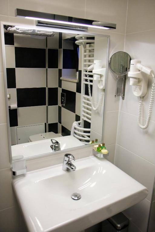 Hotel Anna Junior Târgu Jiu Quarto foto