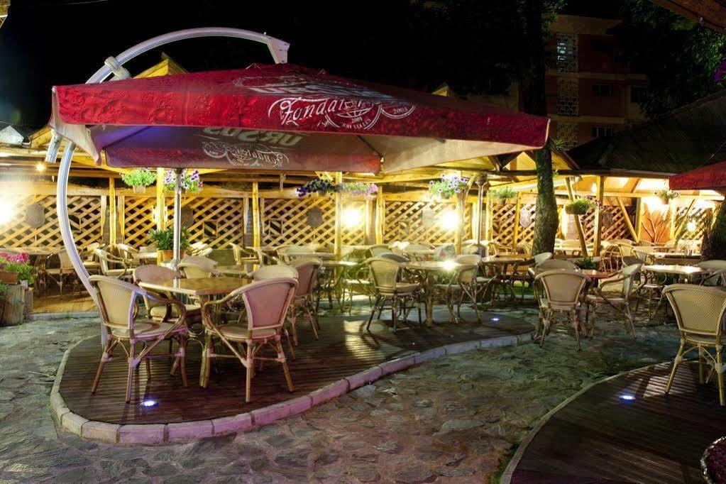 Hotel Anna Junior Târgu Jiu Restaurante foto