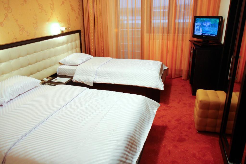 Hotel Anna Junior Târgu Jiu Quarto foto
